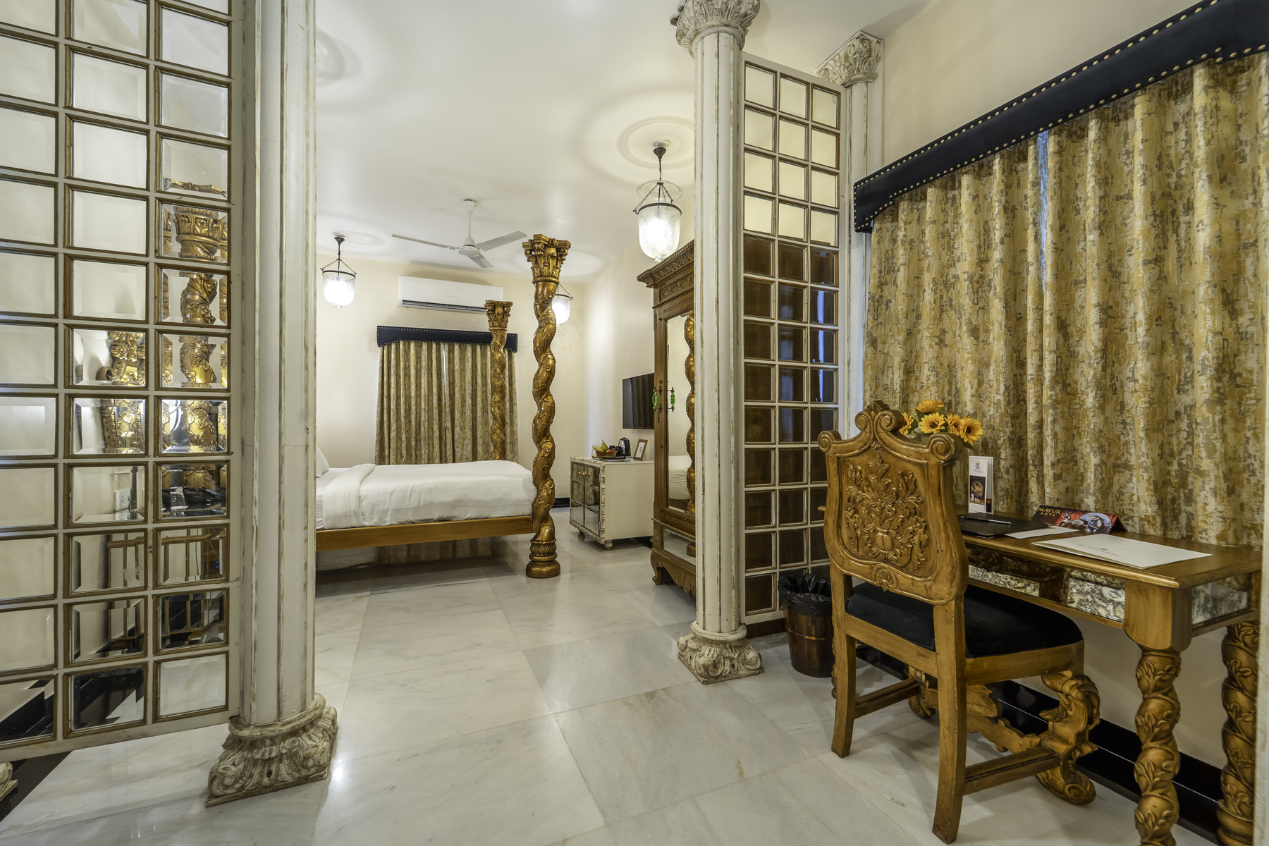 Jaguar Suite (13)