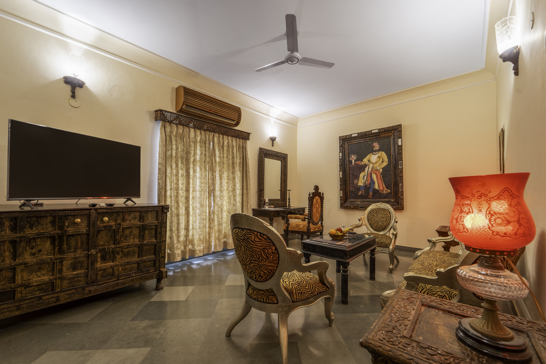 Retreat Suite (23)