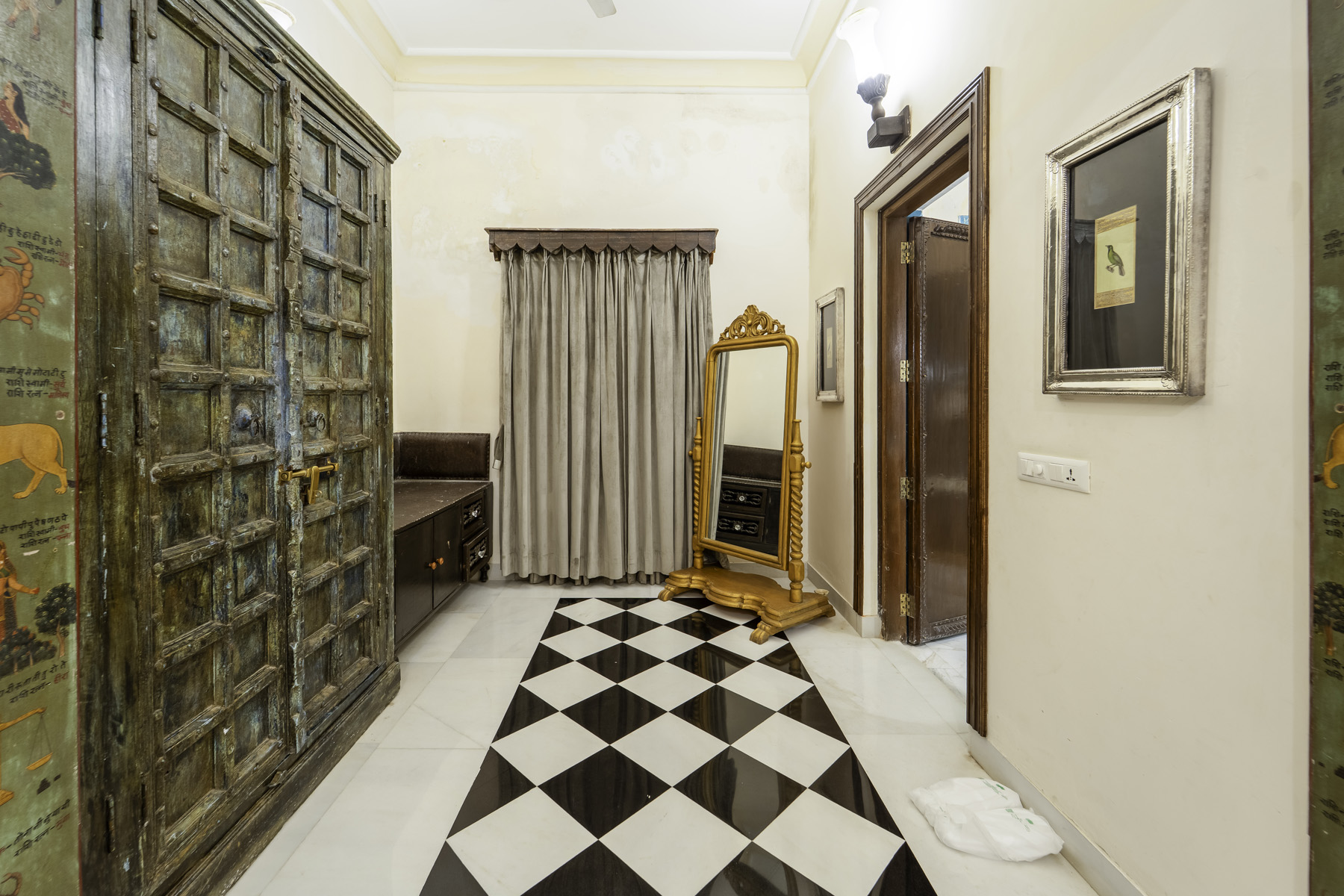 Royal Suite (16)